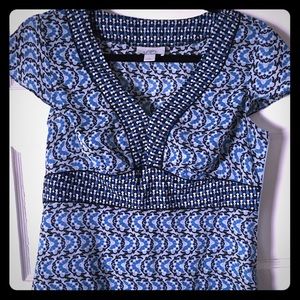 Ann Taylor top; cap sleeves and empire waist, Sz 4